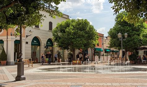 La Reggia Designer Outlet di Marcianise: indirizzo, .